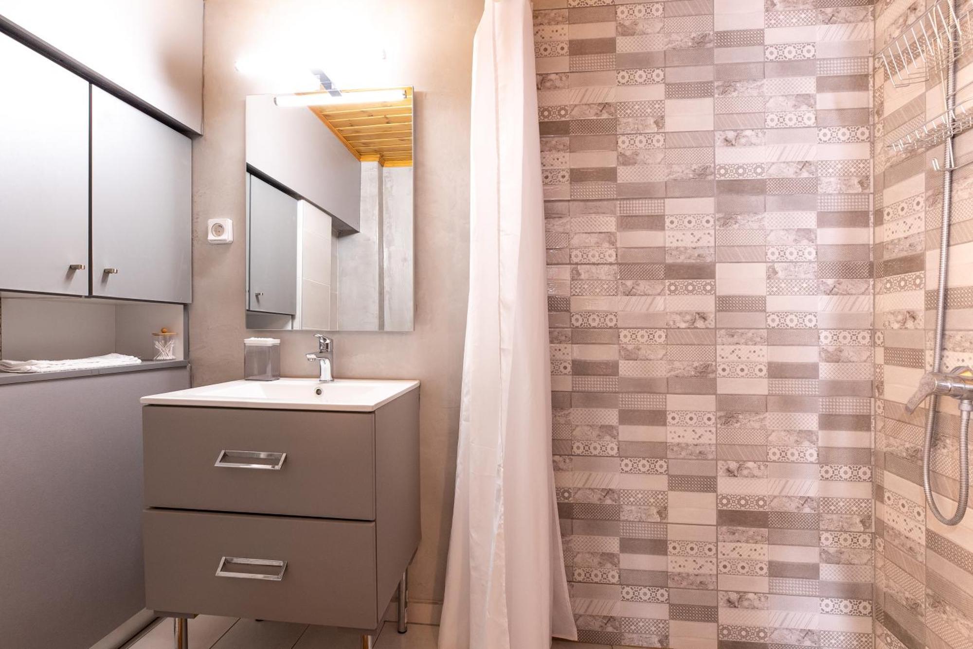 Serenity - Brand New Apt Near Athens Int Arpt Spata  Ngoại thất bức ảnh